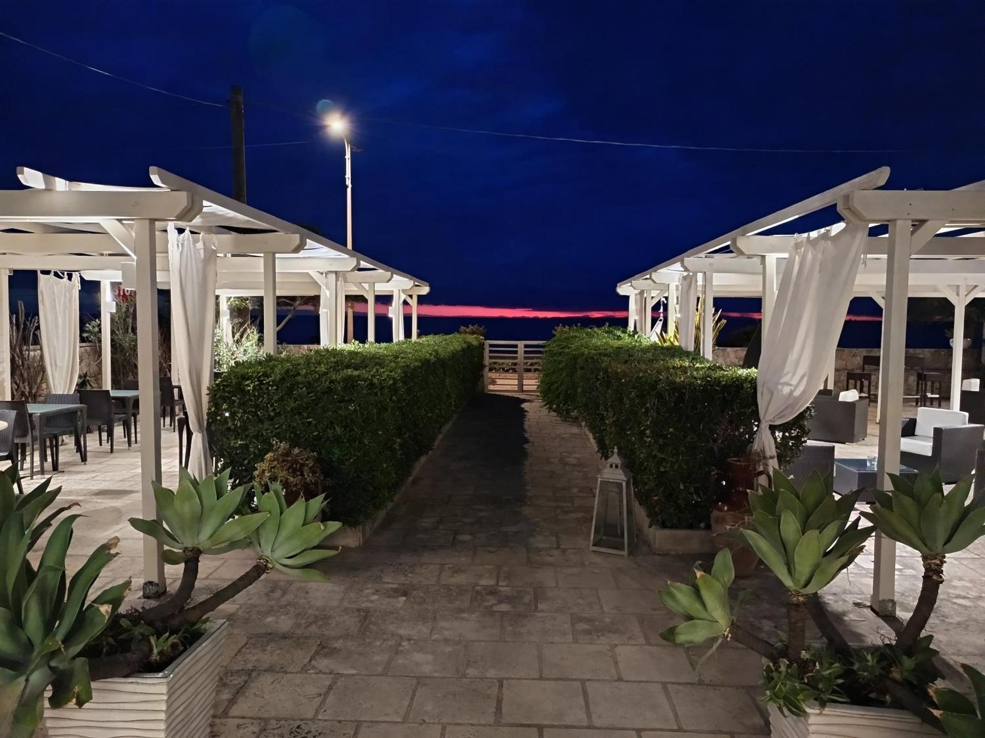 La Giara Resort 托雷圣乔万尼乌 外观 照片